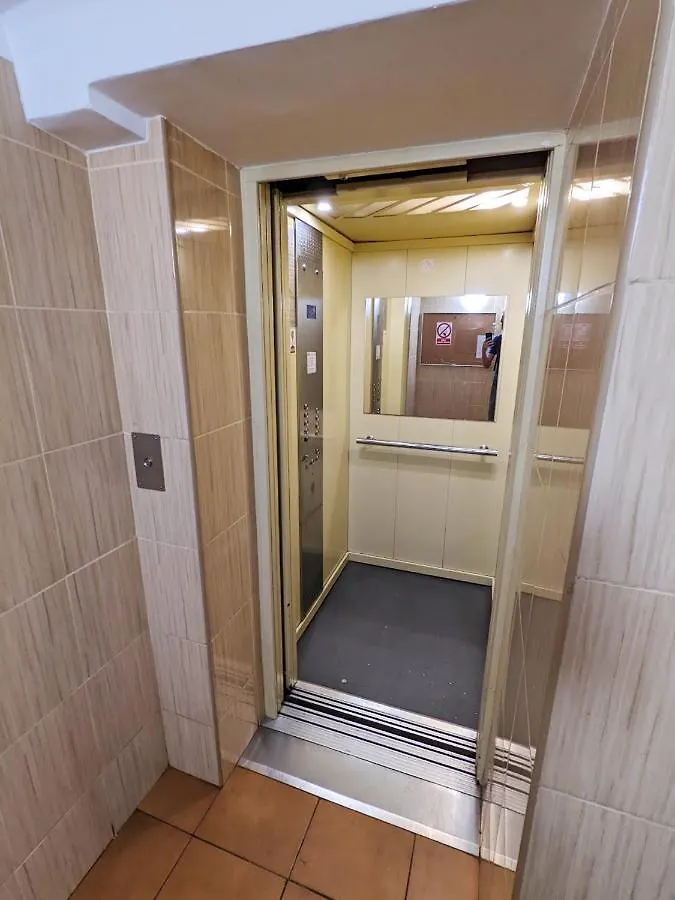 Comfortable And Quiet Flat In Central Warszawa Polska